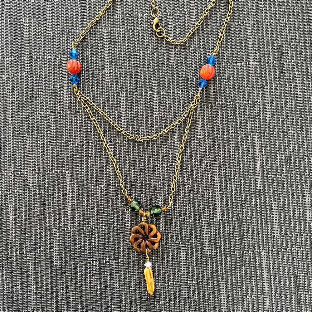 NECKLACE